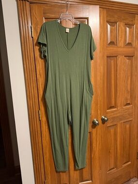 Smash & Tess Green V-Neck Romper